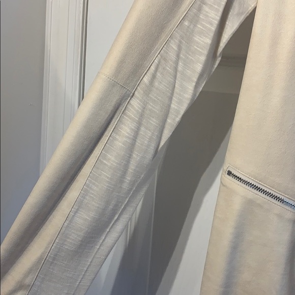 NWOT Light Blazer Faux Leather - Picture 4 of 8